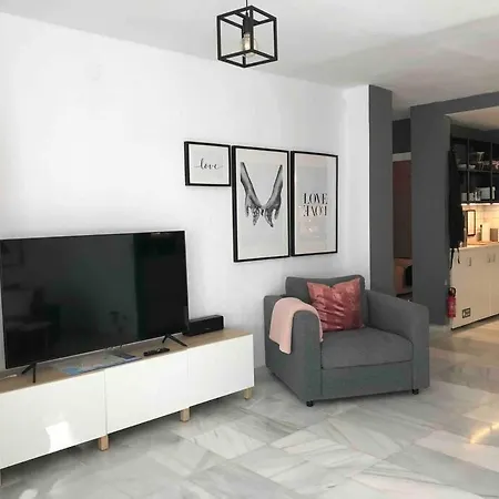 Casa Diana - Moderne In Strandnaehe דירה